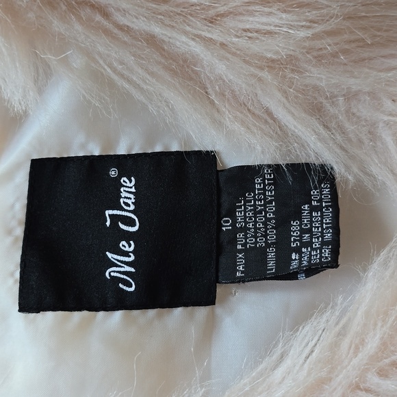 Me Jane Girls Faux Fur Sleeveless Vest Jacket White Pink Ombre - Picture 2 of 8